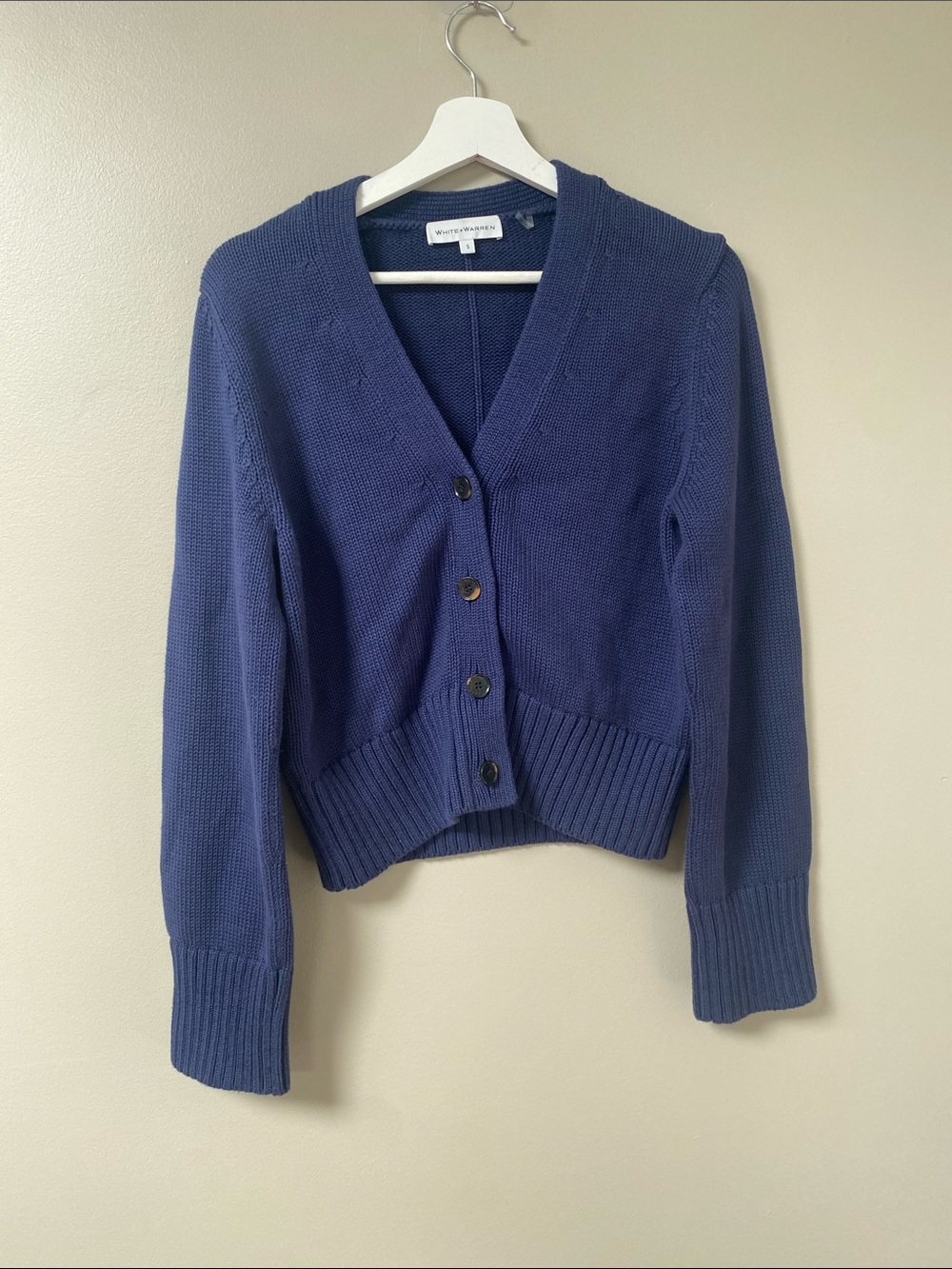 White + Warren Deep Blue V‑Neck Button Front Cropped Cardigan Organic Cotton s